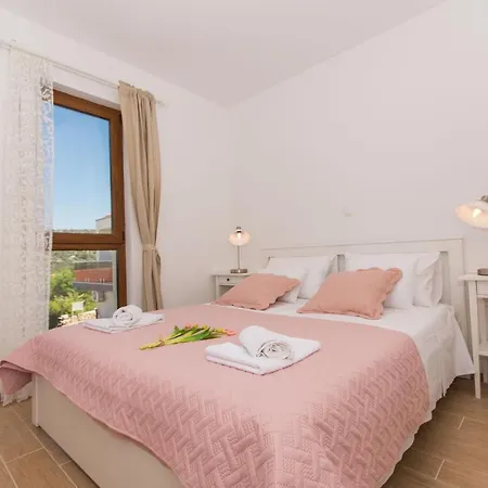 Apartman La Veliki Drvenik