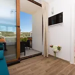 La Veliki Drvenik