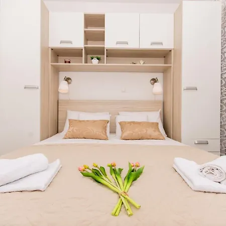 Apartment La Veliki Drvenik