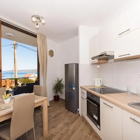 Apartment La