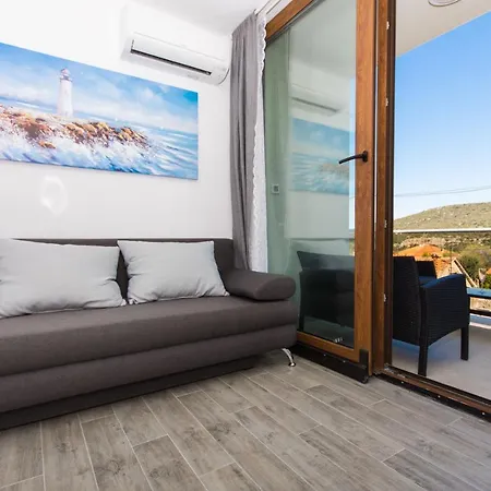 La Διαμέρισμα